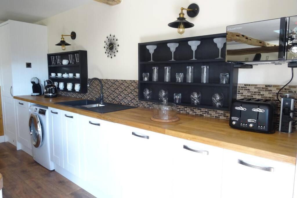 Lowlands Cottage Beccles Luaran gambar