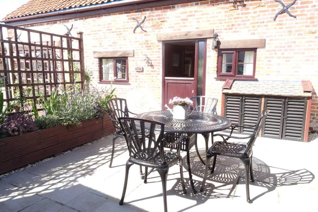 Lowlands Cottage Beccles Luaran gambar